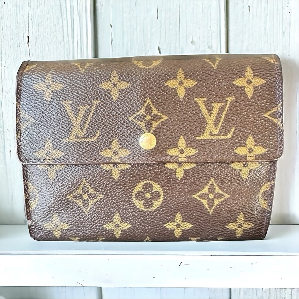 🔶SOLD🔶Louis Vuitton Monogram Porté-Trésor Etuí Passport Wallet
